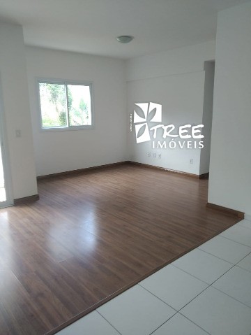 Apartamento à venda com 2 quartos, 68m² - Foto 4