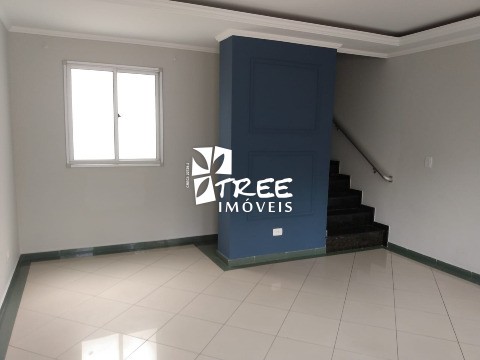 Casa à venda com 4 quartos, 285m² - Foto 1