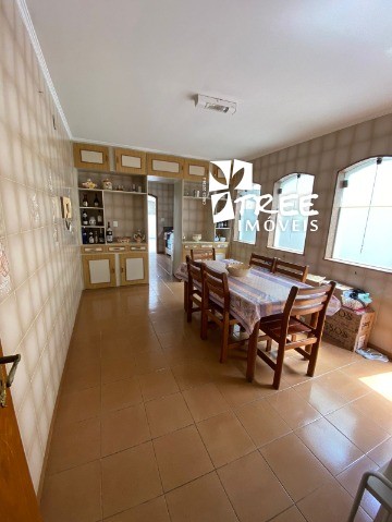 Casa à venda com 3 quartos, 174m² - Foto 9