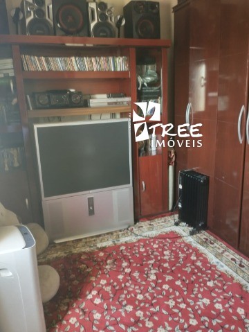 Apartamento à venda com 2 quartos, 75m² - Foto 10