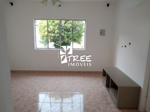 Casa à venda com 4 quartos, 400m² - Foto 4