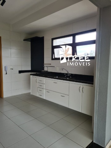 Apartamento à venda com 3 quartos, 192m² - Foto 12