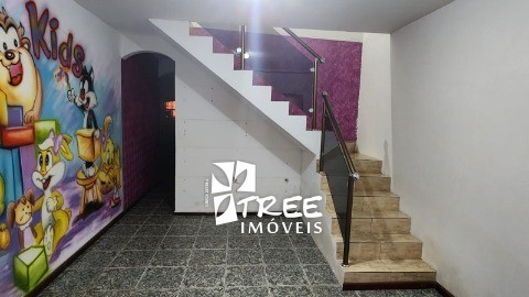 Casa à venda com 2 quartos, 125m² - Foto 3