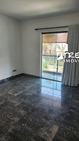 Casa para alugar com 3 quartos, 300m² - Foto 17