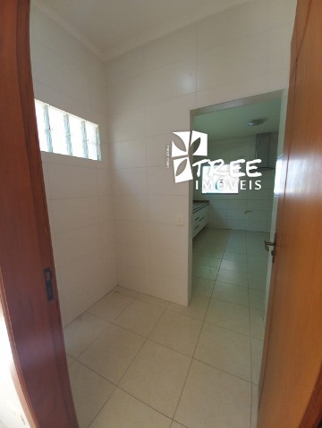 Casa para alugar com 3 quartos, 160m² - Foto 12