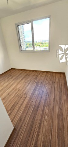 Apartamento à venda com 3 quartos, 75m² - Foto 9