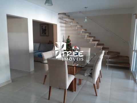 Casa à venda com 5 quartos, 320m² - Foto 15