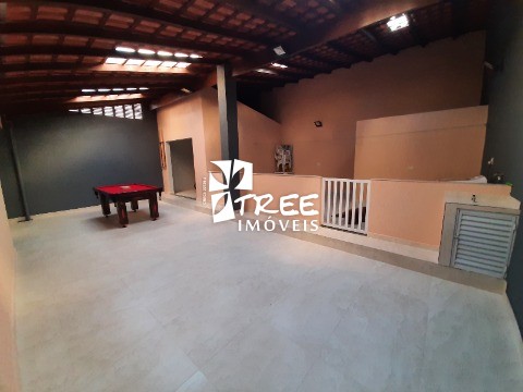 Casa à venda com 5 quartos, 320m² - Foto 42