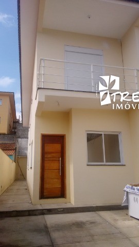 Casa para alugar com 3 quartos, 112m² - Foto 1