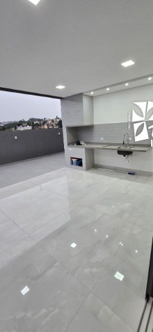 Casa à venda com 4 quartos, 300m² - Foto 8