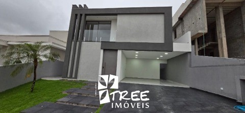 Casa à venda com 4 quartos, 300m² - Foto 1