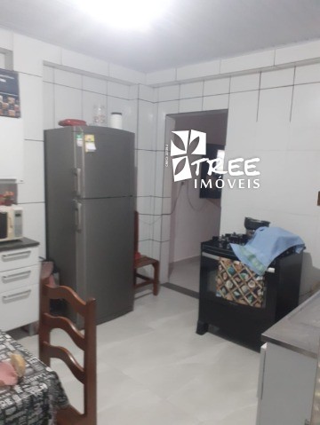 Casa à venda com 2 quartos, 90m² - Foto 12