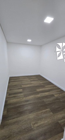 Casa à venda com 4 quartos, 300m² - Foto 17