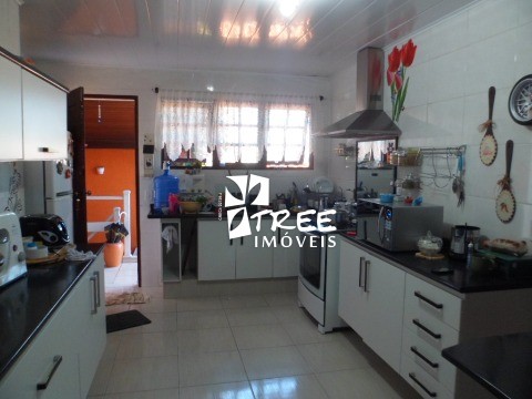 Chácara à venda com 3 quartos, 240m² - Foto 17