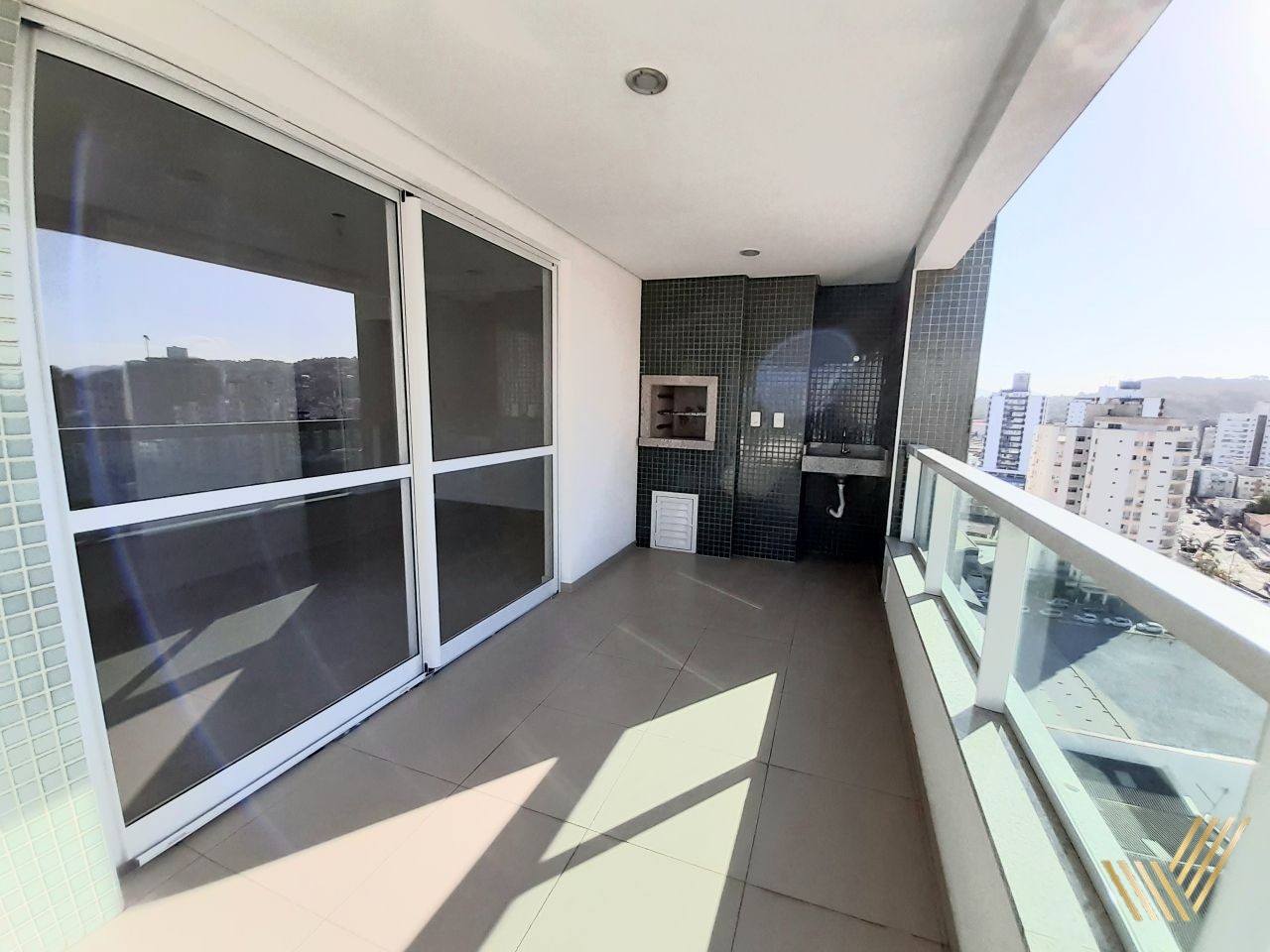 Apartamento à venda com 3 quartos, 156m² - Foto 15