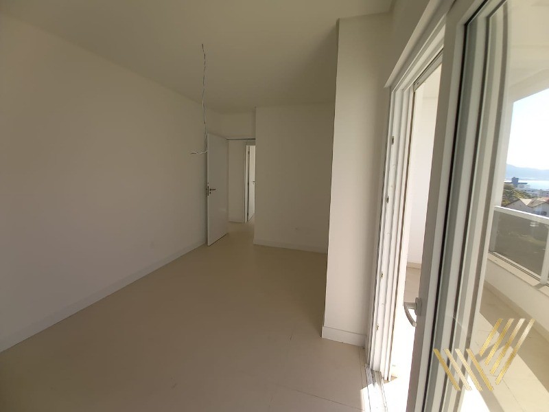 Cobertura à venda com 3 quartos, 210m² - Foto 10