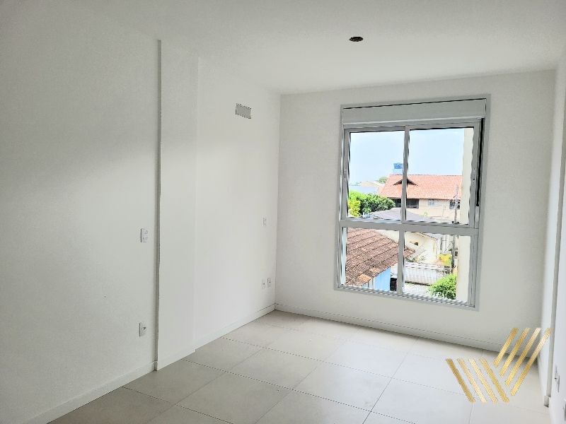 Apartamento à venda com 3 quartos, 81m² - Foto 21