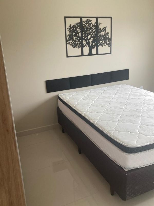 Apartamento para alugar com 2 quartos, 70m² - Foto 17