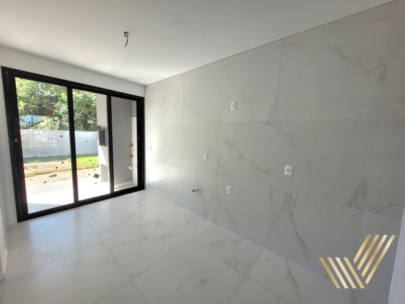 Casa à venda com 2 quartos, 104m² - Foto 9