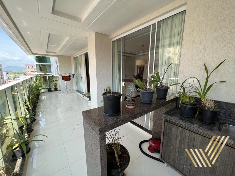 Apartamento, 4 quartos, 241 m² - Foto 8