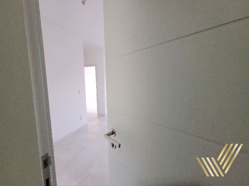 Apartamento à venda com 2 quartos, 67m² - Foto 9