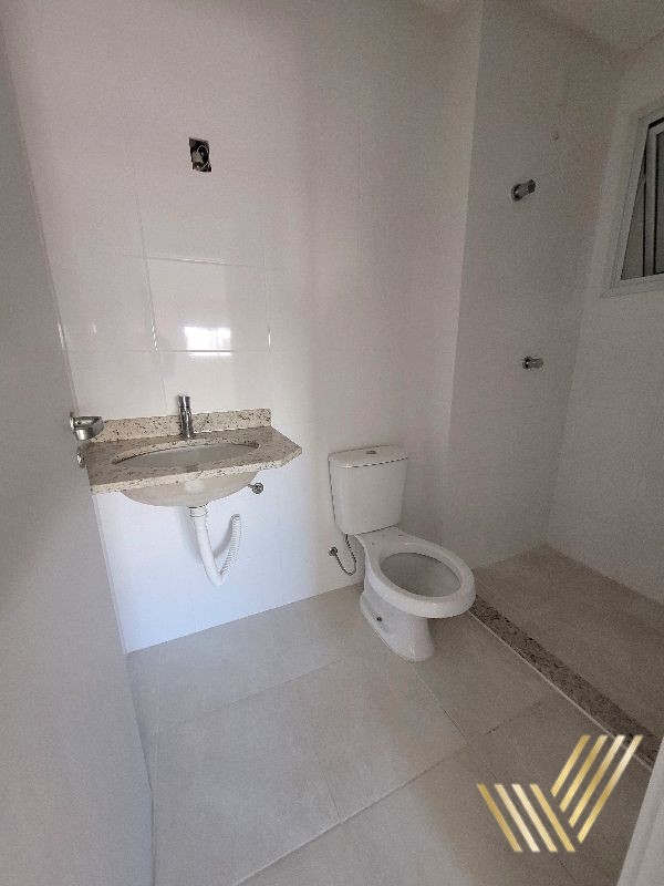 Apartamento à venda com 2 quartos, 67m² - Foto 20