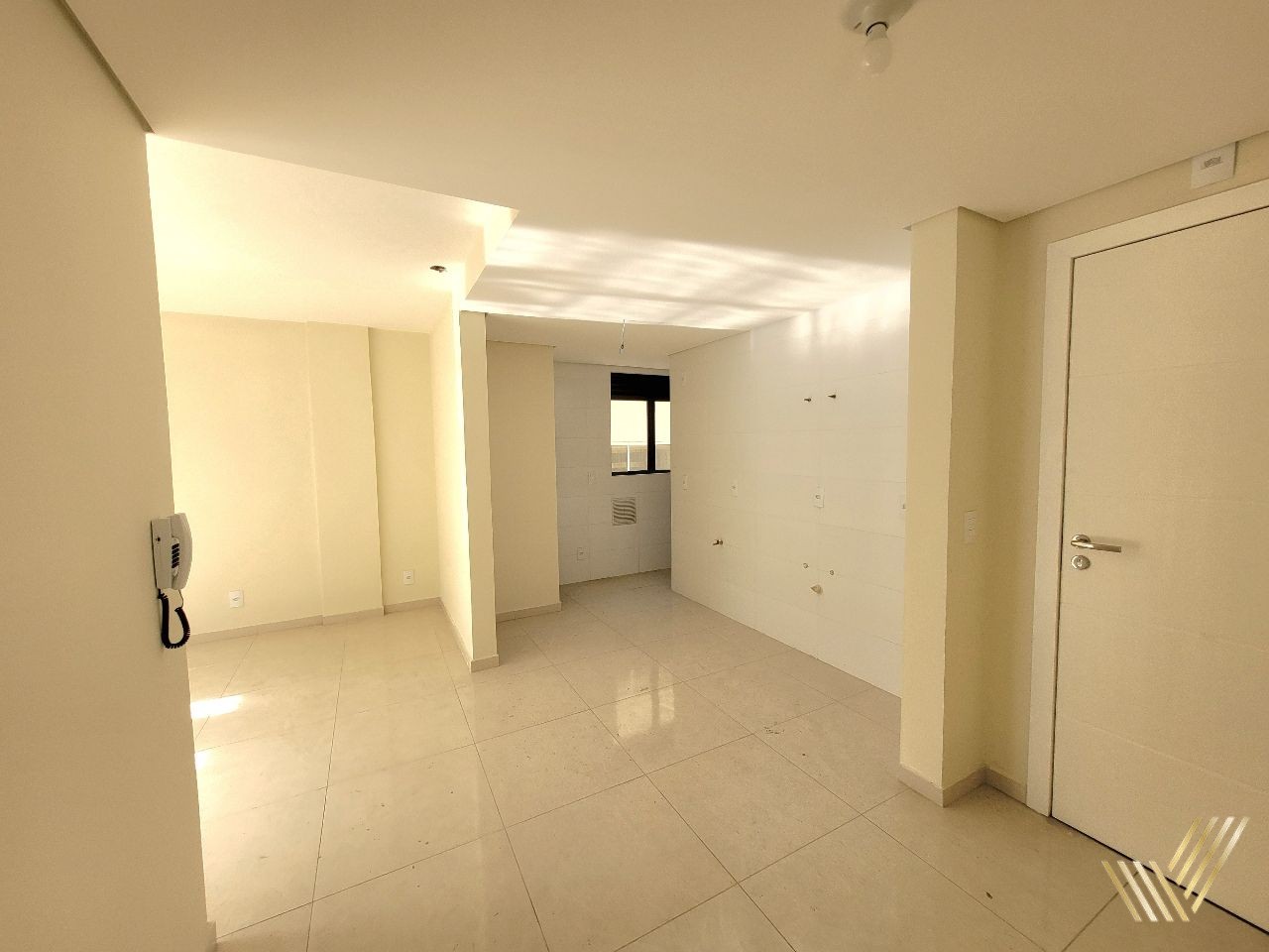 Apartamento à venda com 2 quartos, 63m² - Foto 8