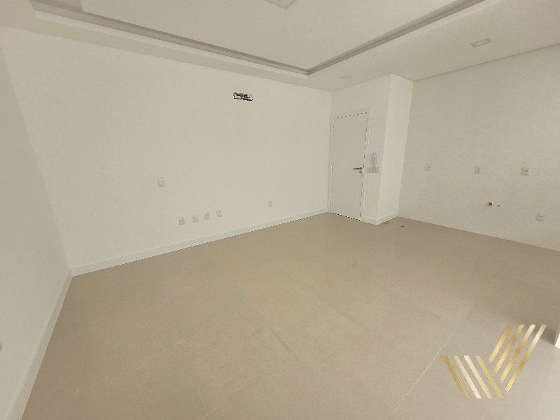 Apartamento à venda com 2 quartos, 77m² - Foto 15