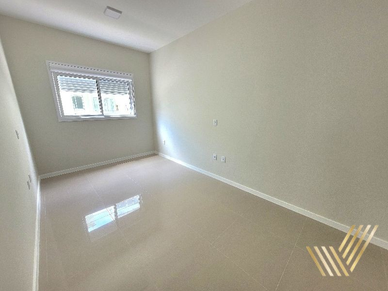 Apartamento à venda com 2 quartos, 77m² - Foto 22