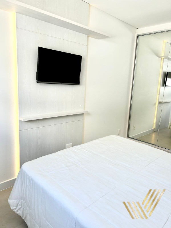 Apartamento à venda com 3 quartos, 107m² - Foto 28