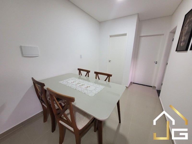 Apartamento à venda com 2 quartos, 69m² - Foto 5