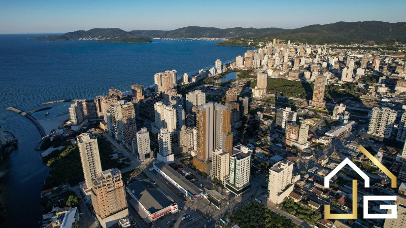 Apartamento, 3 quartos, 121 m² - Foto 2