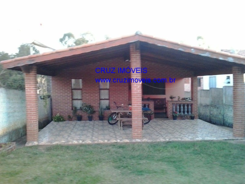 chacara para venda, centro de Araoiaba da Serra, 2 dm, com sute, cozinha planejada