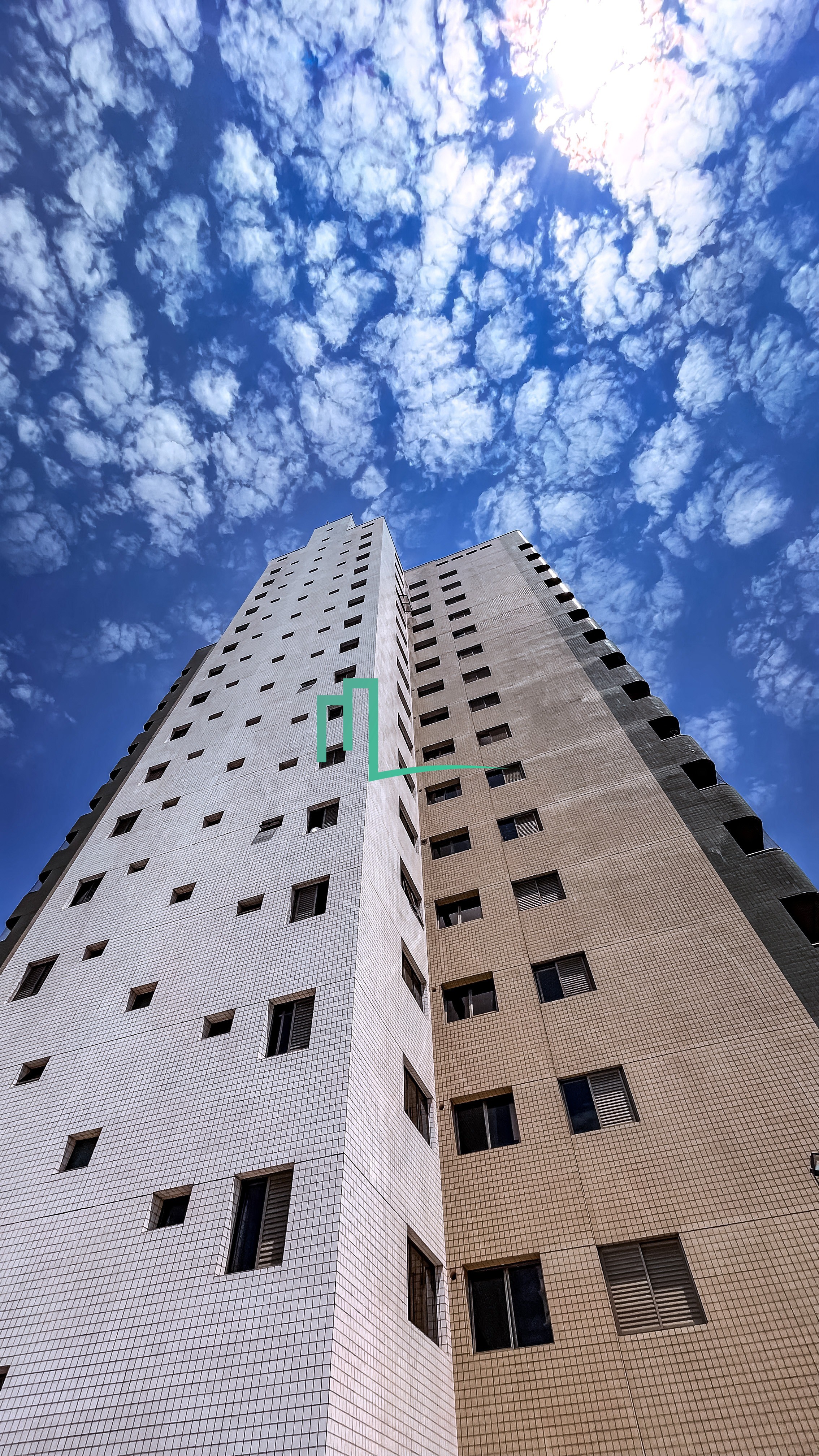 Unidade padrão à venda no Edificio Ibiza Unidade em andar alto do edificio com uma linda vista panoramica privilegiada