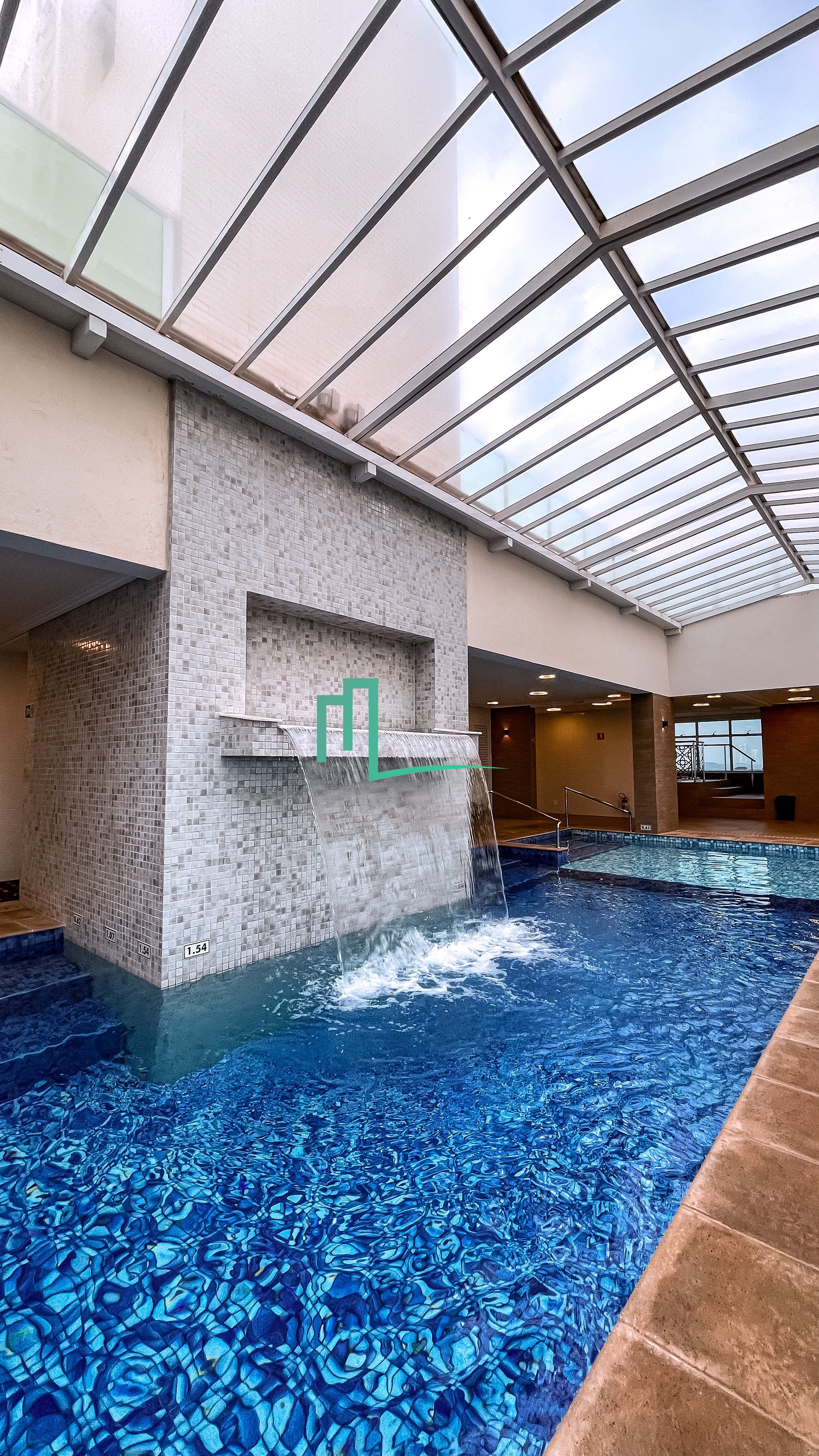 APARTAMENTOS NOVOS DE ALTO PADRÃO EM AREA NOBRE DA CIDADE   Excelentes apartamento de altíssimo padrão com acabamento de