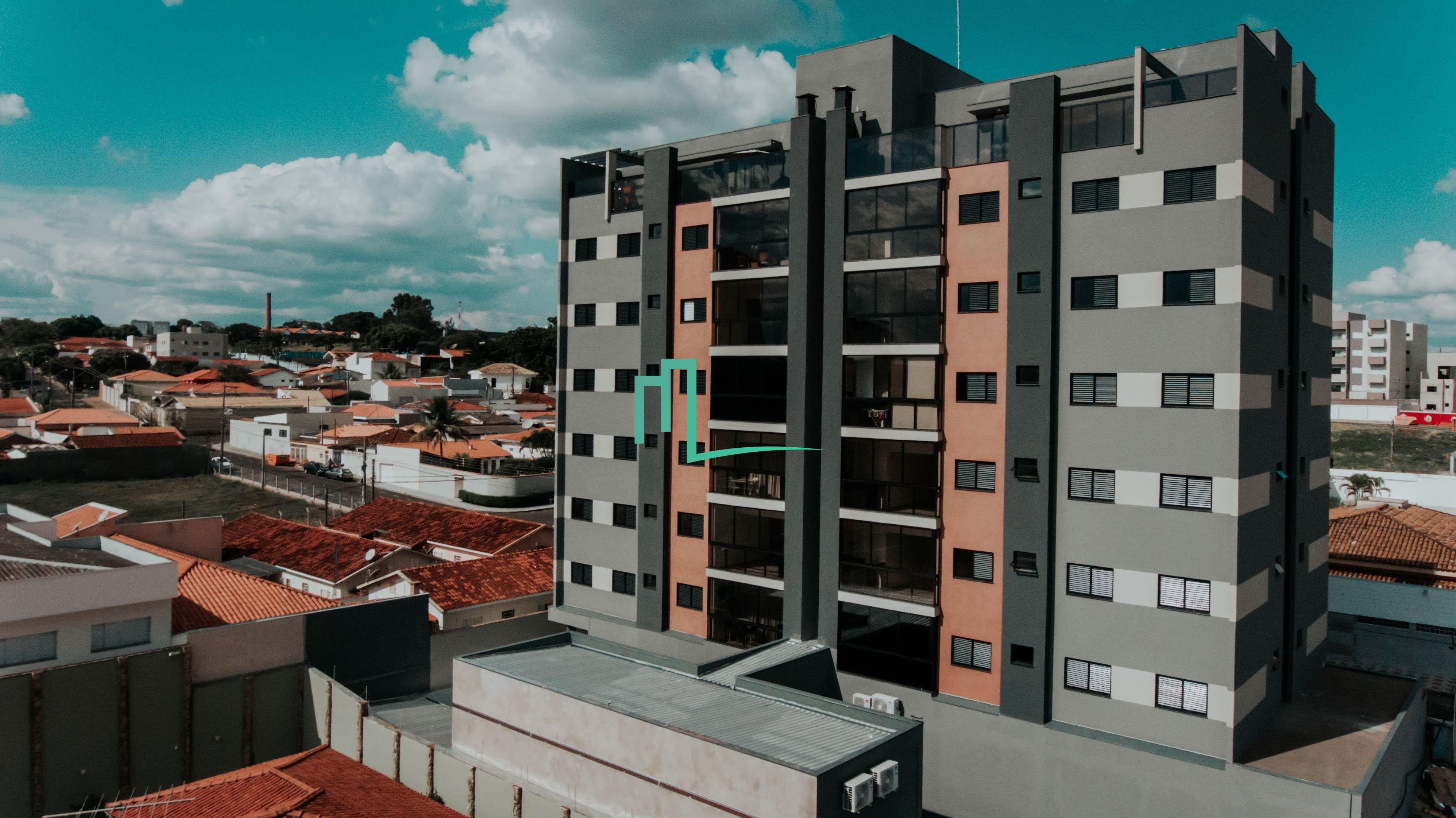 UNIDADE 31 - 3º ANDAR NO EDIFICIO SANTORINI (APARTAMENTO NOVO)  - Apartamento novo/Acabamento Fino - Três dormitórios se