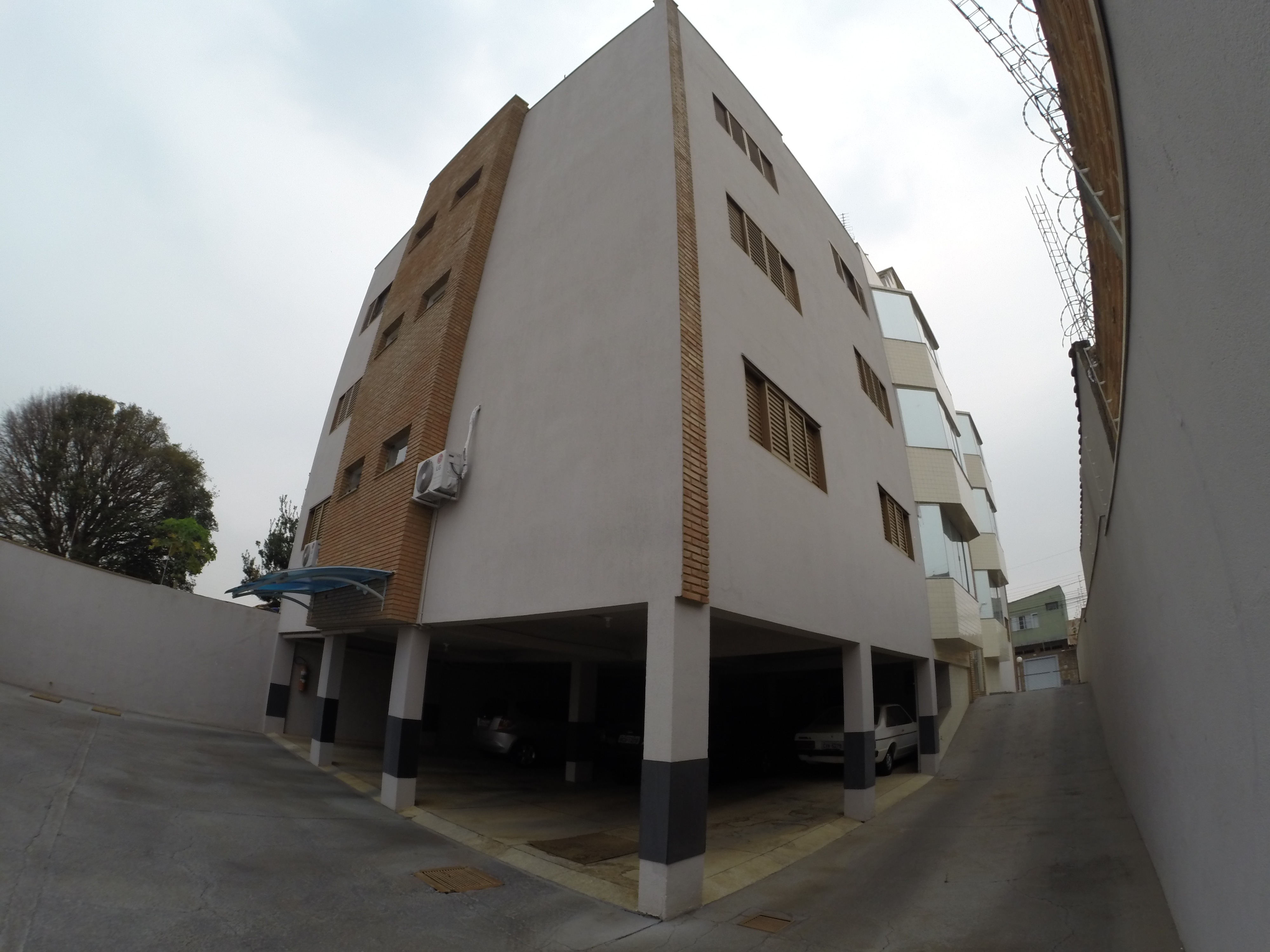Apartamento único no bairro Chico Júlio em Franca-sp : - 3 Dormitórios - 1 Suite com Banheira  - Apartamento Número 5, 2