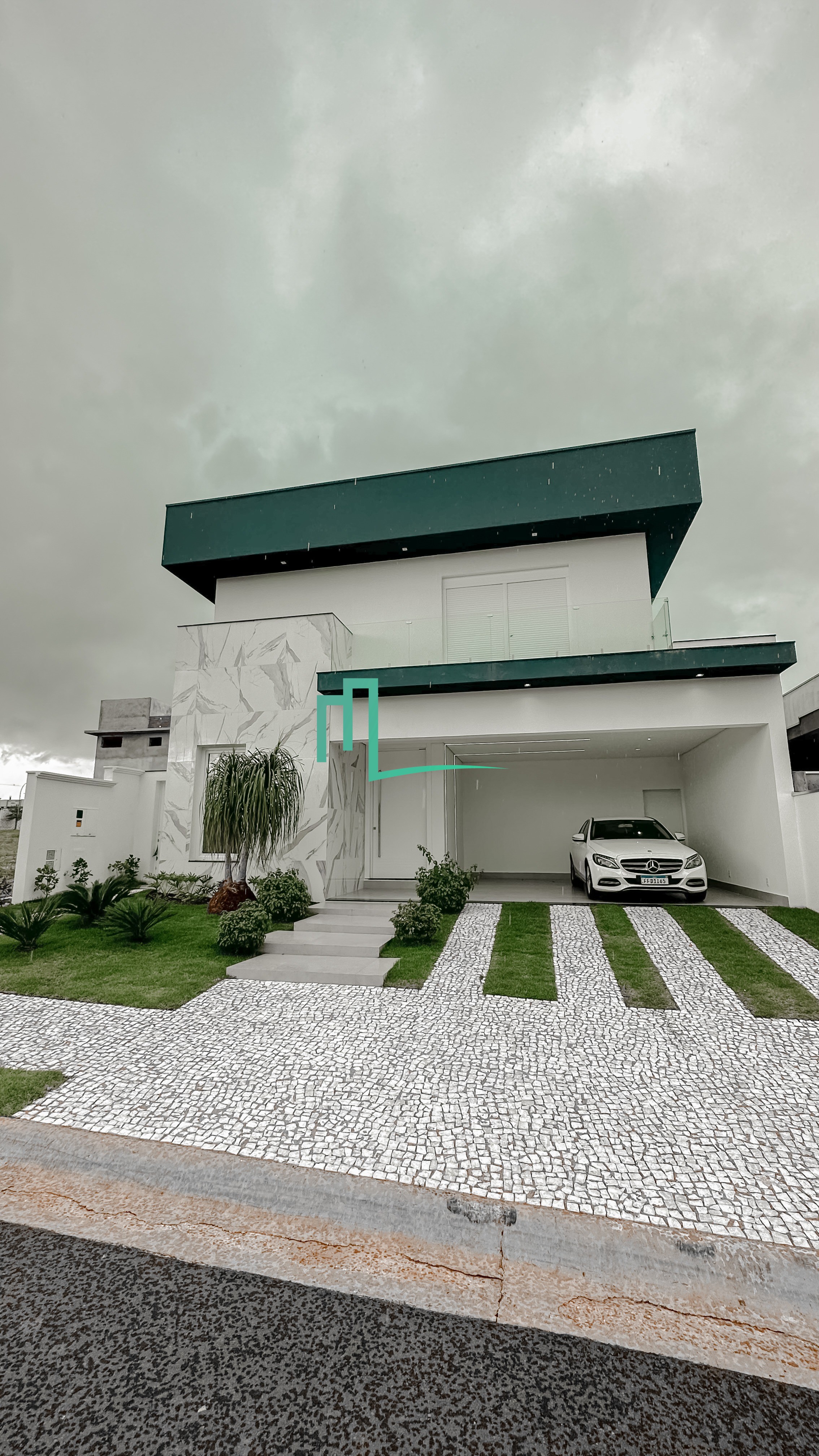 SOBRADO NOVO DISPONIVEL Á VENDA NO CONDOMINIO VILLAGE SANTA GEORGINA - 264 metros de construção em um lote de 336 metros