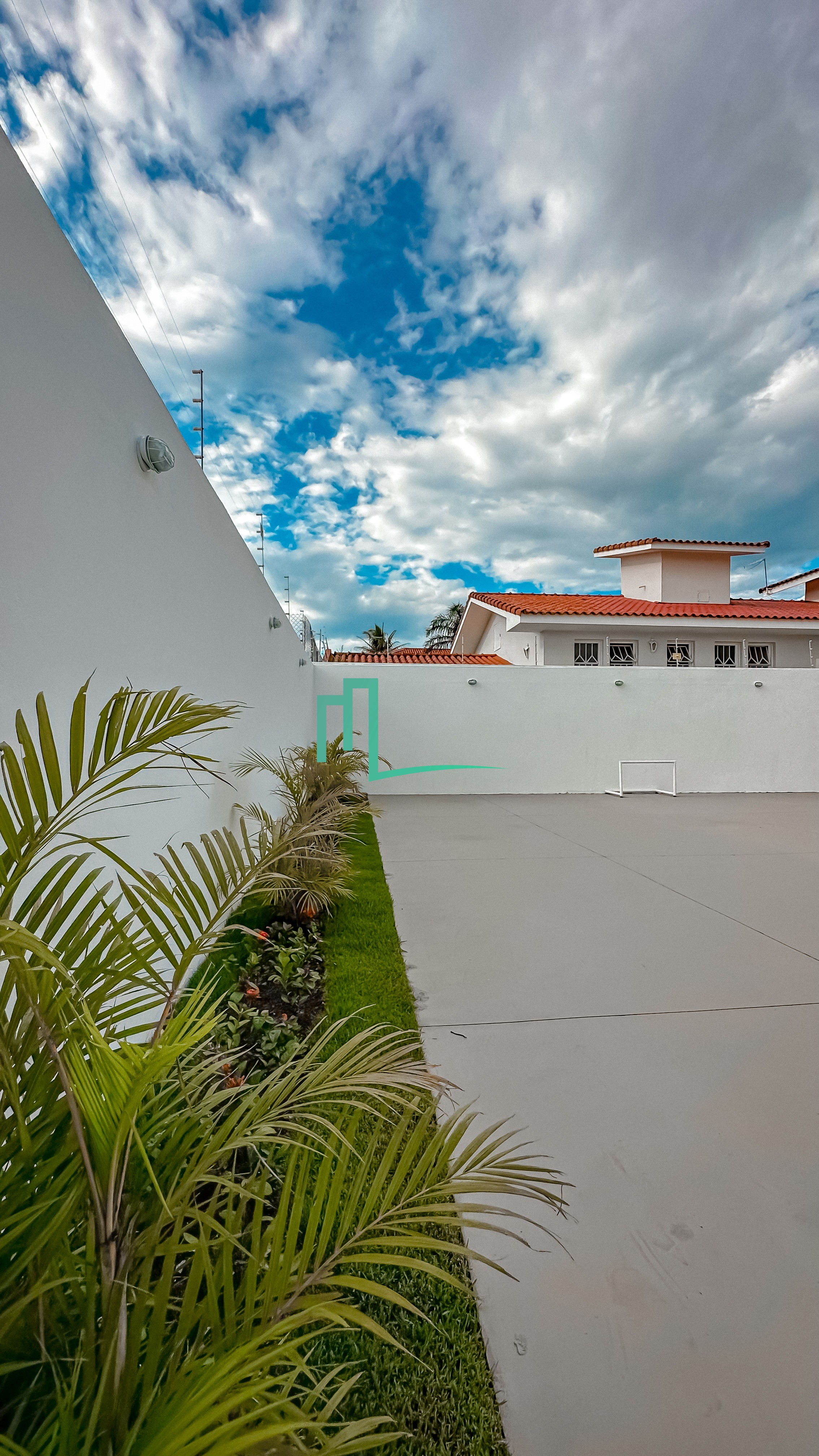 Linda residência á venda no Village São Vicente - Area nobre da cidade  - 360 metros de terreno  - 190 metros de constru — foto 3