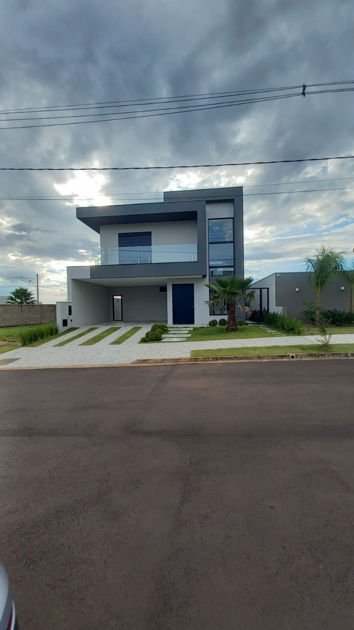 Lindo sobrado novo a venda no villa toscana  315m² de Construção 336m² de Terreno 3 Suítes (01 c/ Closet) 1 Sala (Home o — foto 4