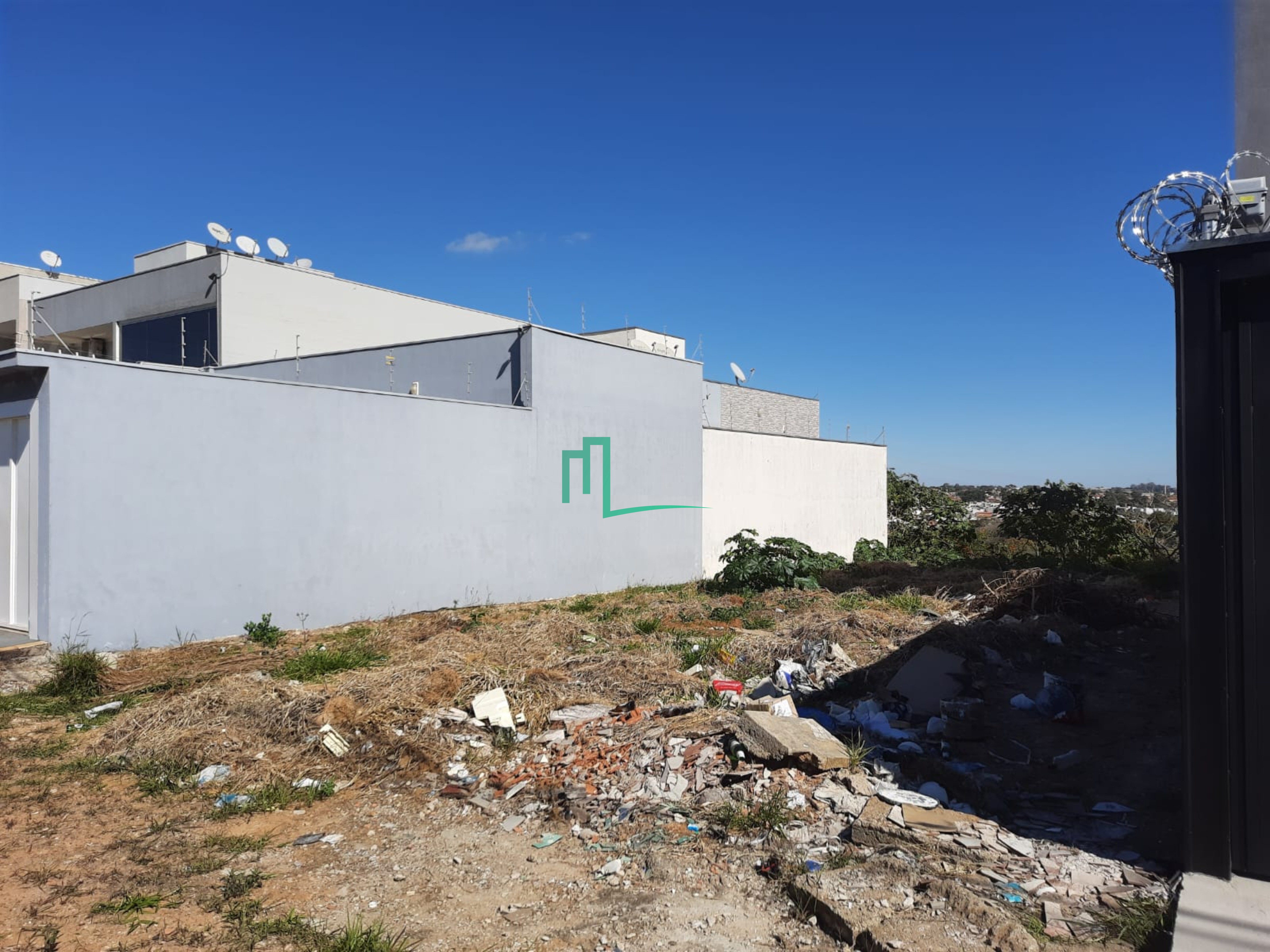 TERRENO Á VENDA NO BAIRRO SANTA GIANNA EM FRANCA/SP Vende terreno no bairro Santa Gianna medindo 250 mts  - 250m²   Entr — foto 3