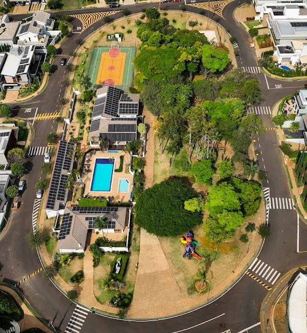 TERRENO À VENDA - CONDOMÍNIO VILLA SÃO VICENTE Condomínio fechado em ótima localização na cidade de Franca - SP - Ter
