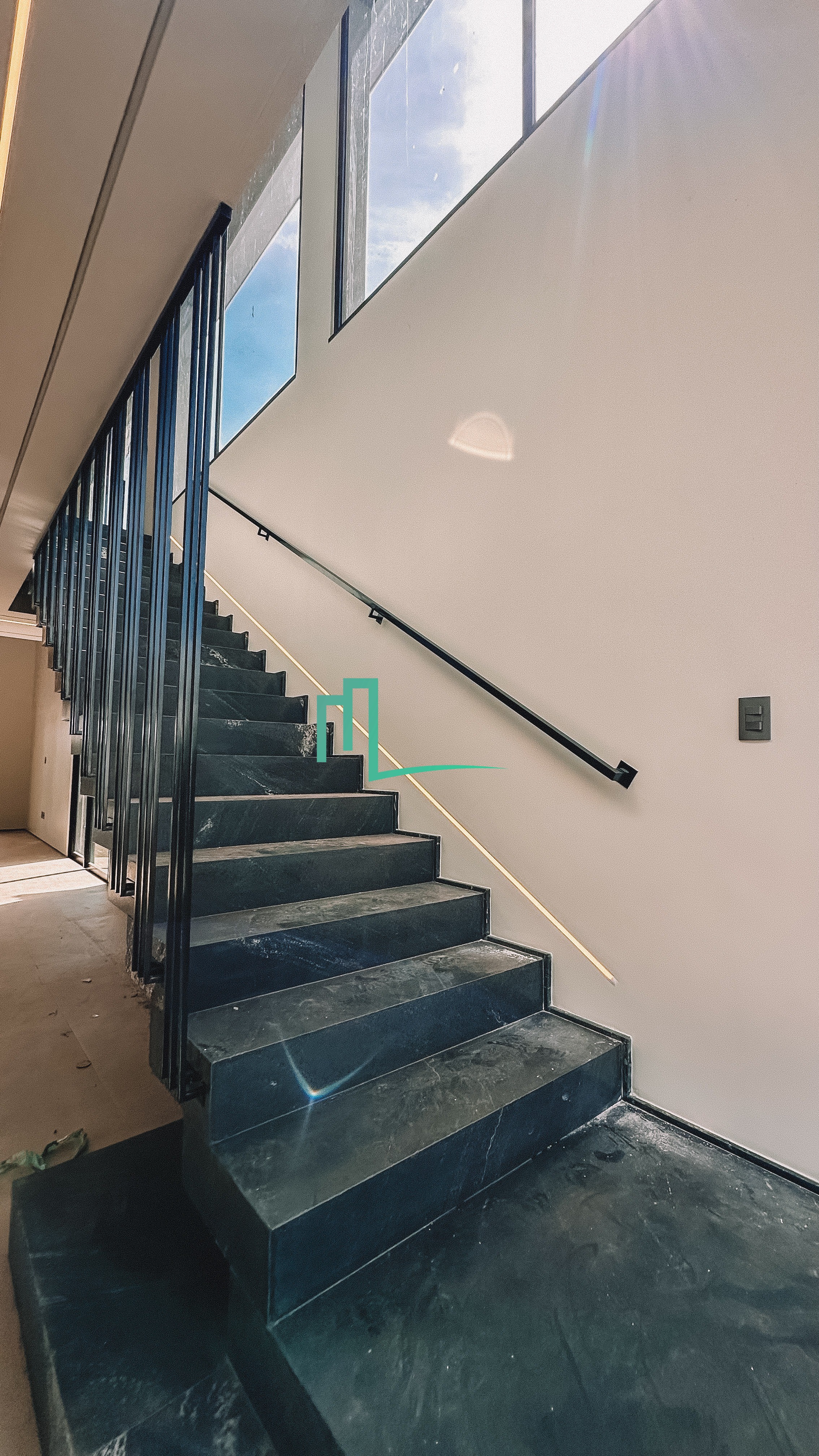 RESIDENCIA DE ALTO PADRÃO Á VENDA EM CONDOMINIO FECHADO EM FRANCA/SP  - 409 metros de terreno com 408 metros de construç — foto 3