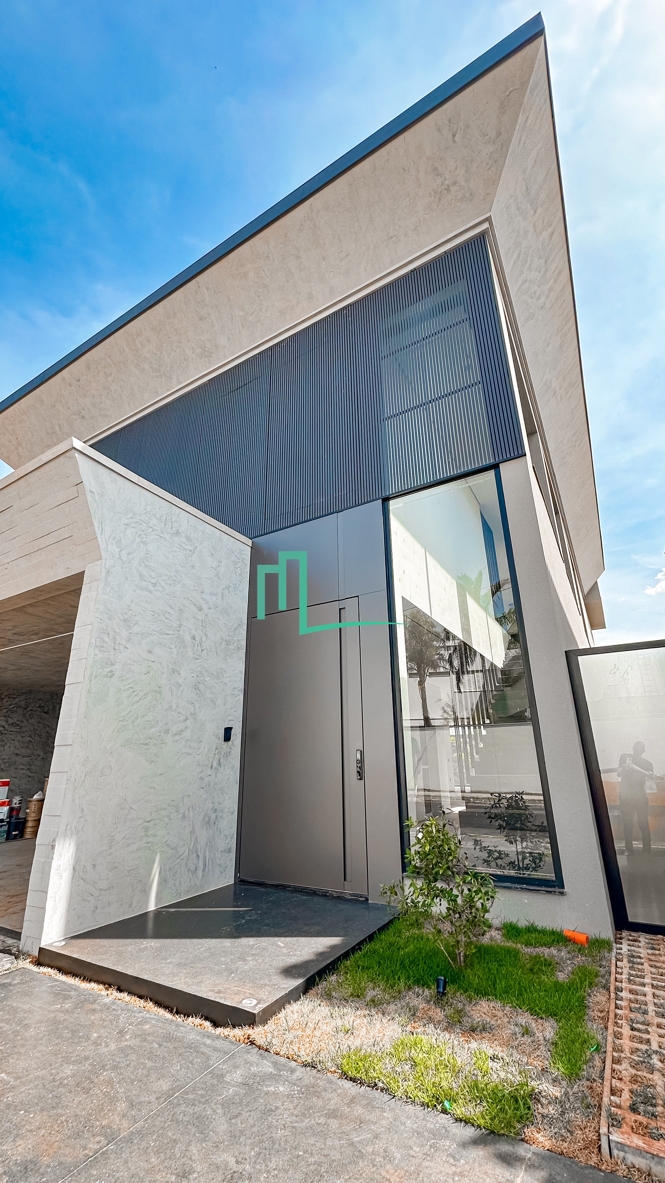 RESIDENCIA DE ALTO PADRÃO Á VENDA EM CONDOMINIO FECHADO EM FRANCA/SP  - 409 metros de terreno com 408 metros de construç