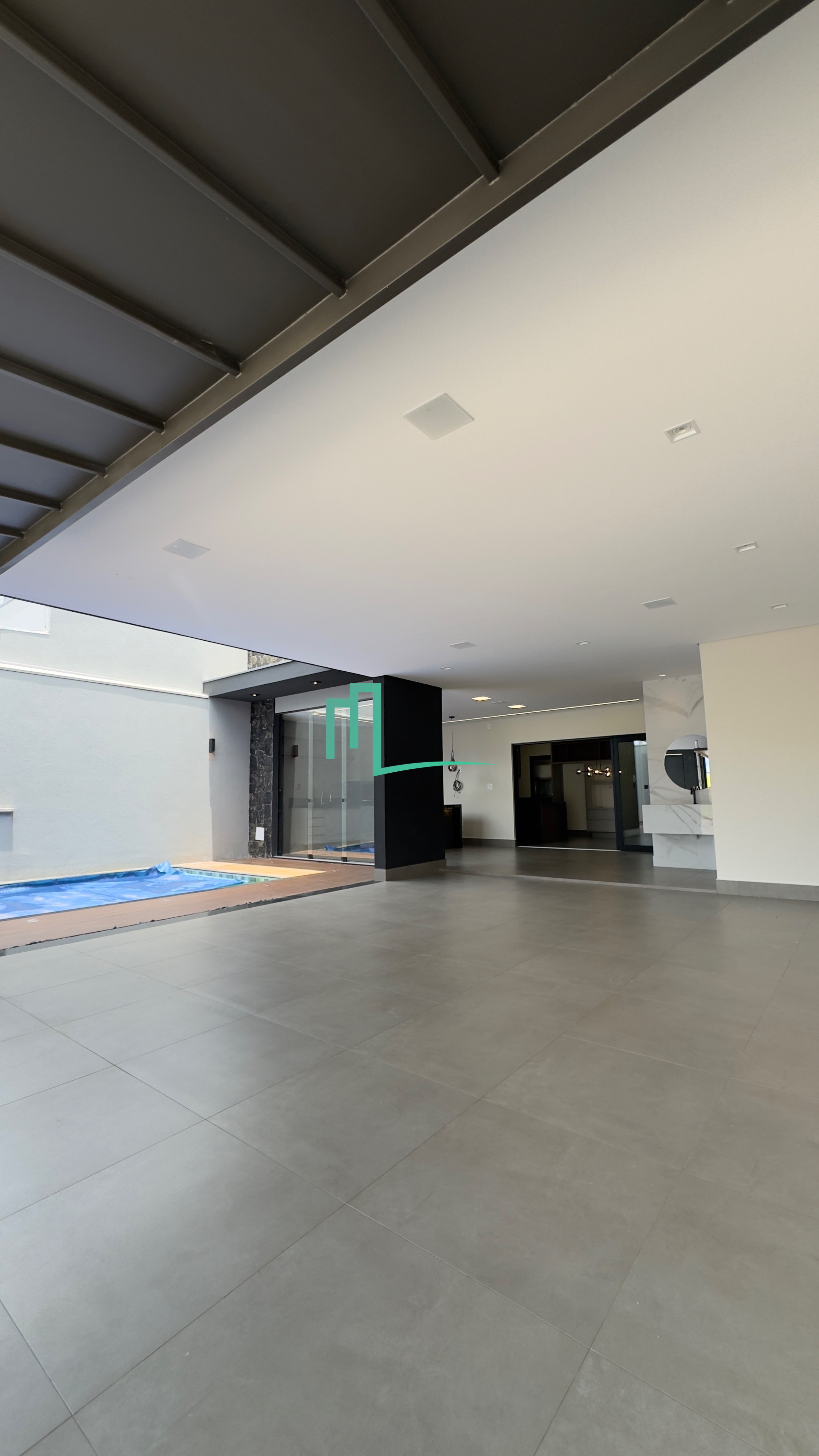 EXCELENTE RESIDÊNCIA DE ALTO PADRÃO DISPONIVEL À VENDA NO JARDIM BOTANICO EM FRANCA/SP - 03 dormitórios sendo 02 suíte