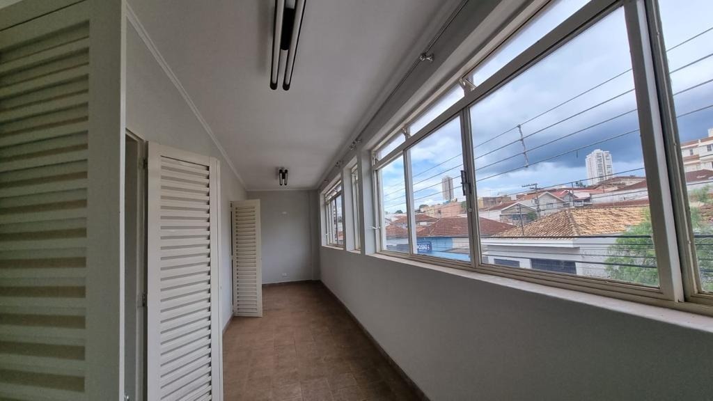 VENDA SOBRADO CENTRO ÁREA TOTAL 180M2 ÁREA CONSTRUÍDA 219,20M2 4 DORMITÓRIOS SENDO 1 SUÍTE 2 BANHEIROS SALA  COZINHA MOD