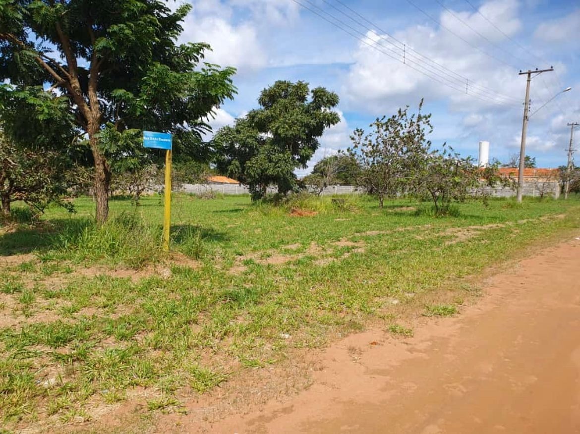 Vende-se terreno no Condomínio Recanto Alto da Boa Vista em Ribeirão Corrente/ SP  - Uma ótima oportunidade de negócio -