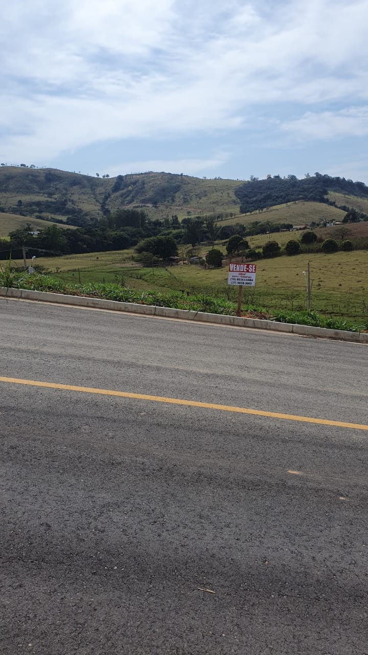 TERRENO À VENDA NO LOTE SANTA MARIA EM CAPITÓLIO/MG   - 430m² de terreno  - Ótima localização  - Situado no loteamento S