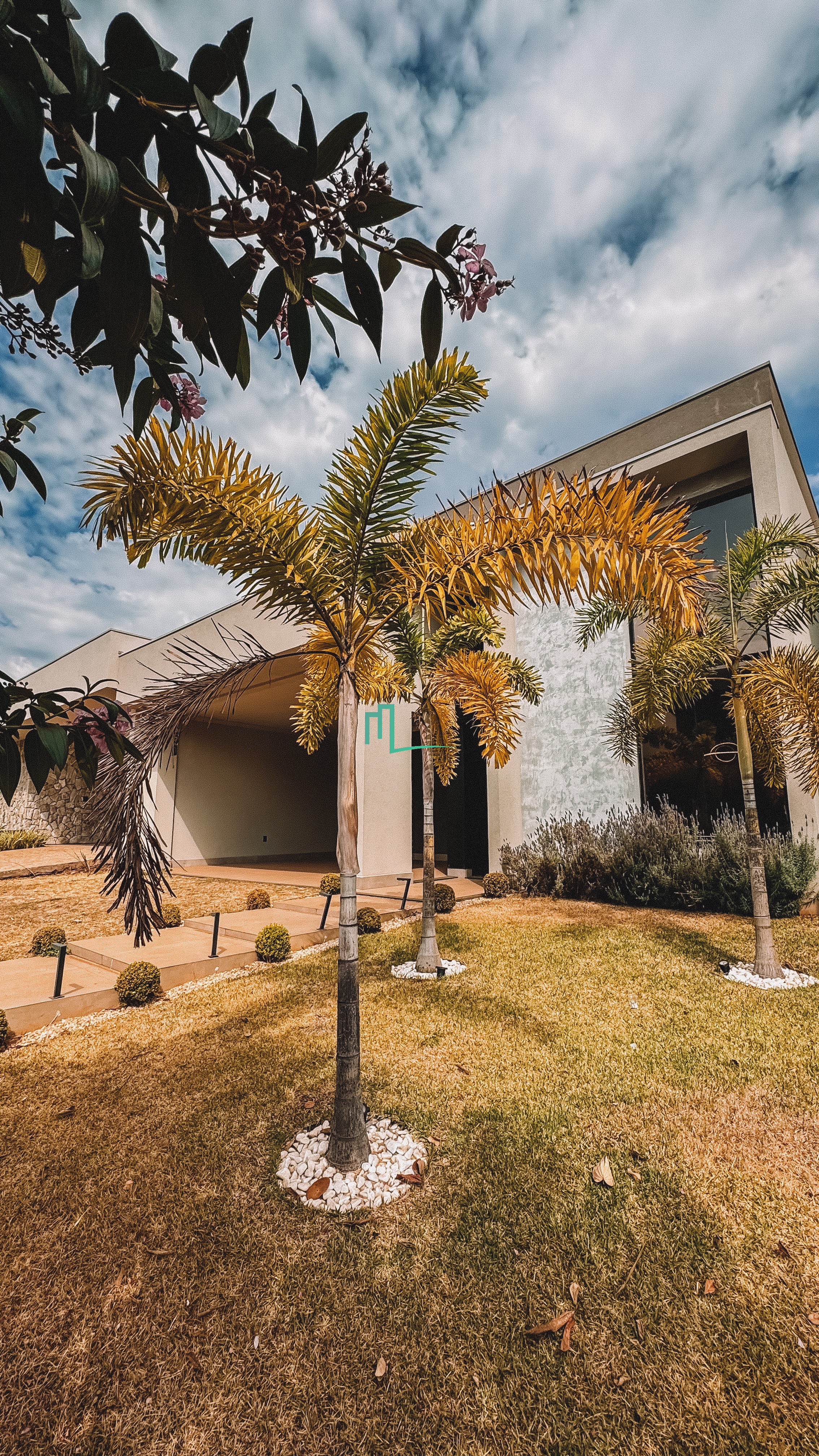 RESIDÊNCIA DE ALTO PADRÃO TÉRREA Á VENDA NO CONDOMÍNIO VILLA DI CAPRI EM FRANCA/SP   - Imóvel térreo  - 03 suítes sendo 