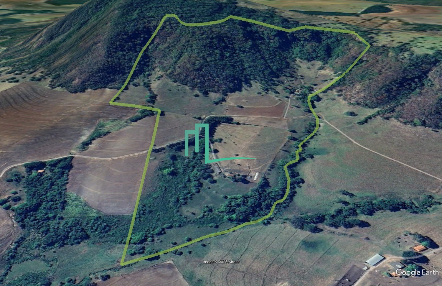 SÍTIO DE 24,99 ALQUEIRES (60,49 hectares) em RIFAINA/SP COM ESTRUTURA COMPLETA, 03 CASAS SIMPLES, E MUITA ÁGUA.. - 8 q — foto 3